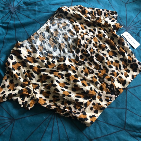 LA Hearts Short Sleeve Button Front Top - Picture 6 of 6